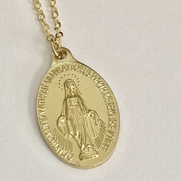 Immaculate Conception VirginMary Miraculous Medal Necklace GoldTone Sacred Heart - Picture 2 of 10